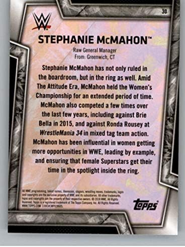 Търговската картичка Topps WWE Women ' s Division №30 2018 Стефани Макмеън за борба